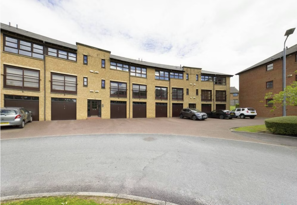Main image of property: Lymekilns Road, East Kilbride, G74
