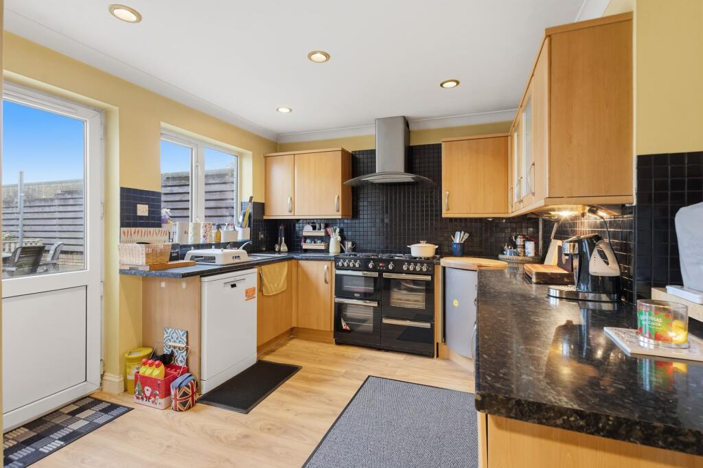 House in Folkestone, Morehall - View 5