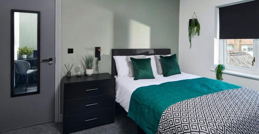 Main image of property: Dereham Road, Norwich, Norfolk, NR2
