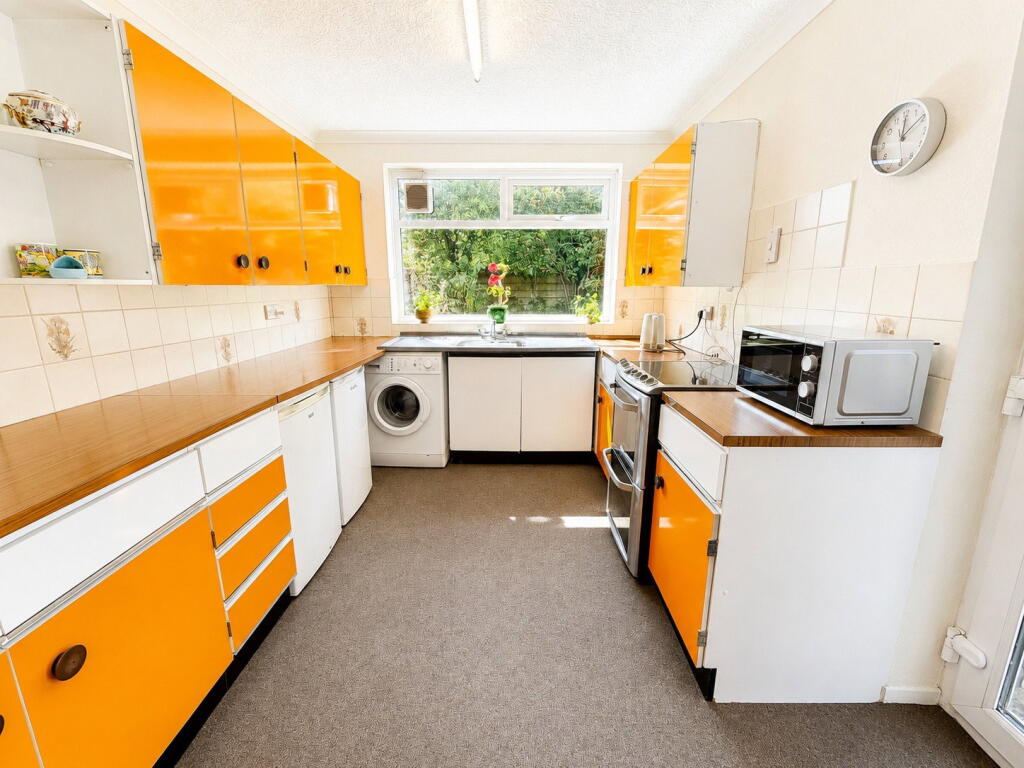 House in Dudley, Kingswinford - View 5