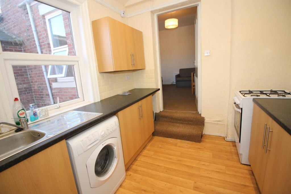 3 bedroom flat for rent