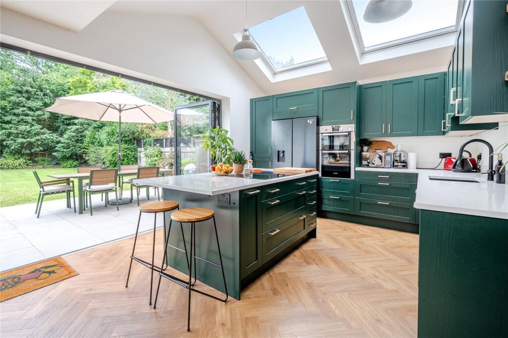 House in Elmbridge, Esher - View 4
