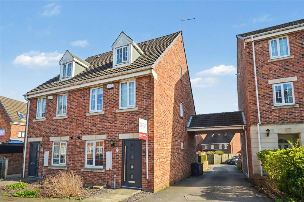 Main image of property: New Forest Way, Leeds, West Yorkshire