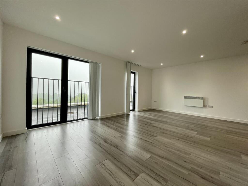 Additional image 2 of Bingley Road, Bradford