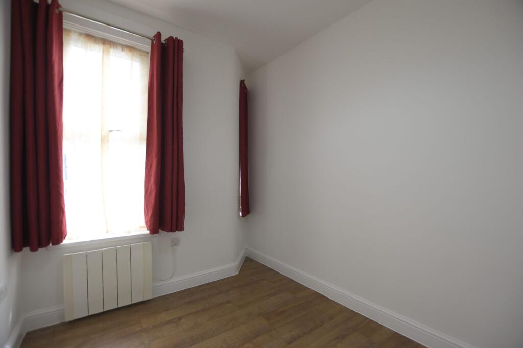 Apartment in London, Upton - View 5