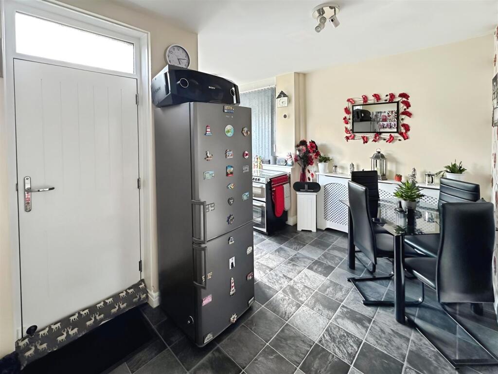 Additional image 11 of Mount Grove, Bradford, BD2 2JL