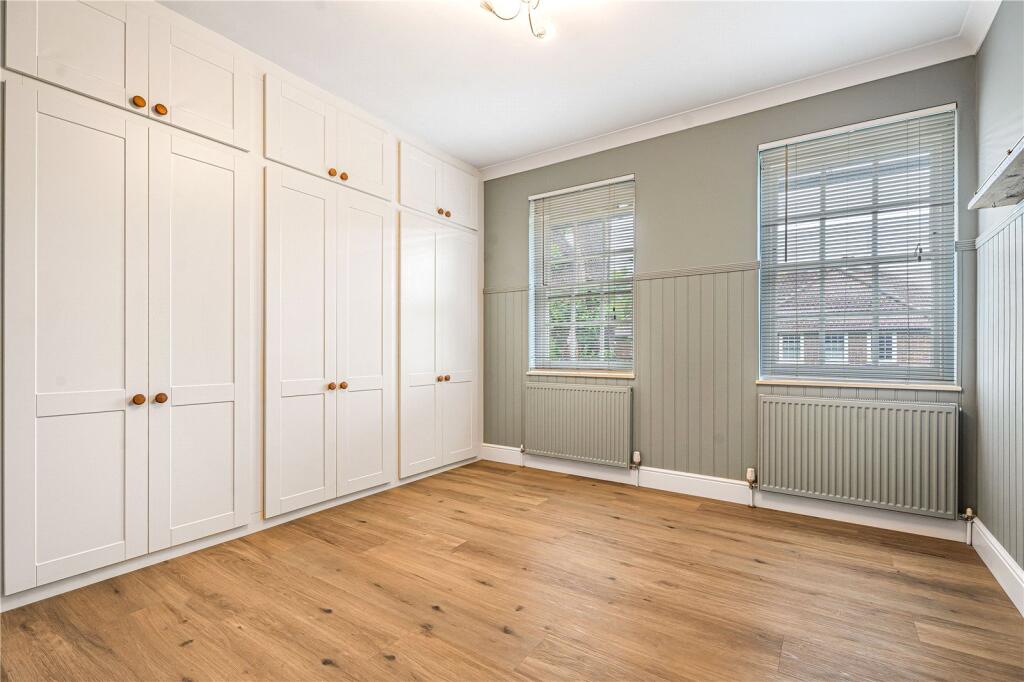 House in London, Roehampton - View 4