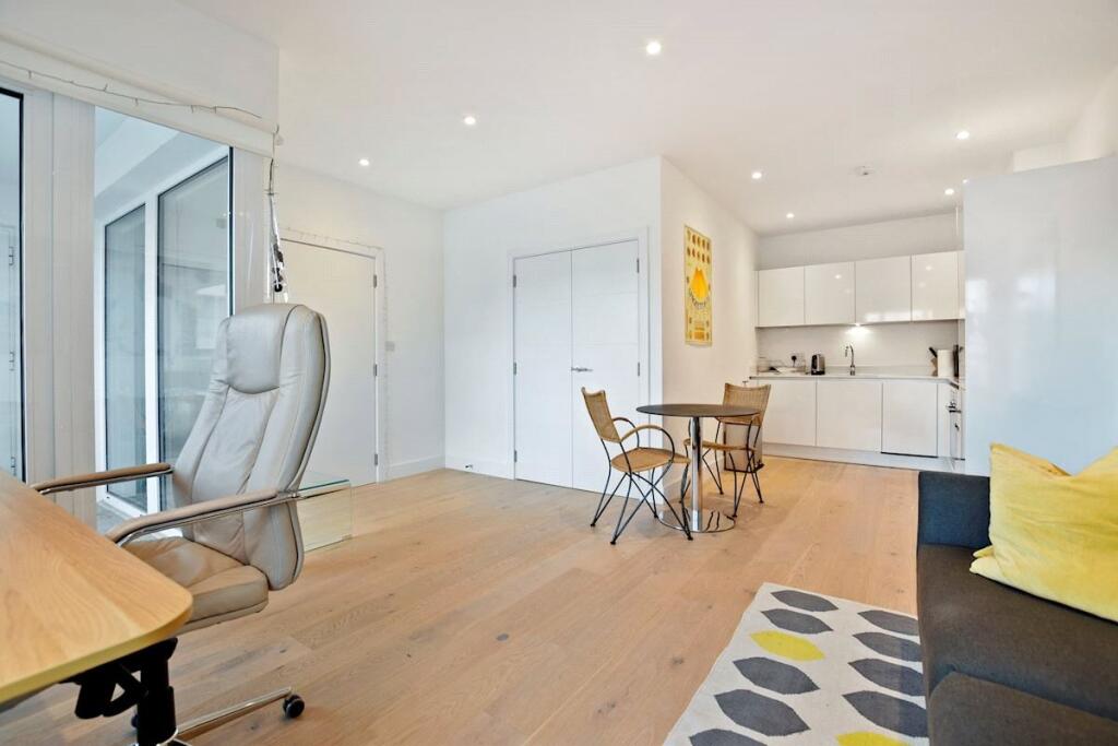 Property photo 8