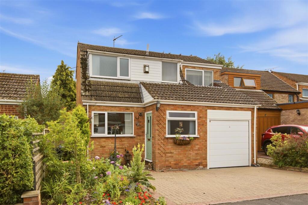House in Hampton Magna, Budbrooke - View 2