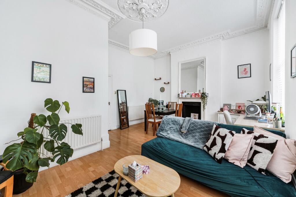 Apartment in London, West Kensington - View 4