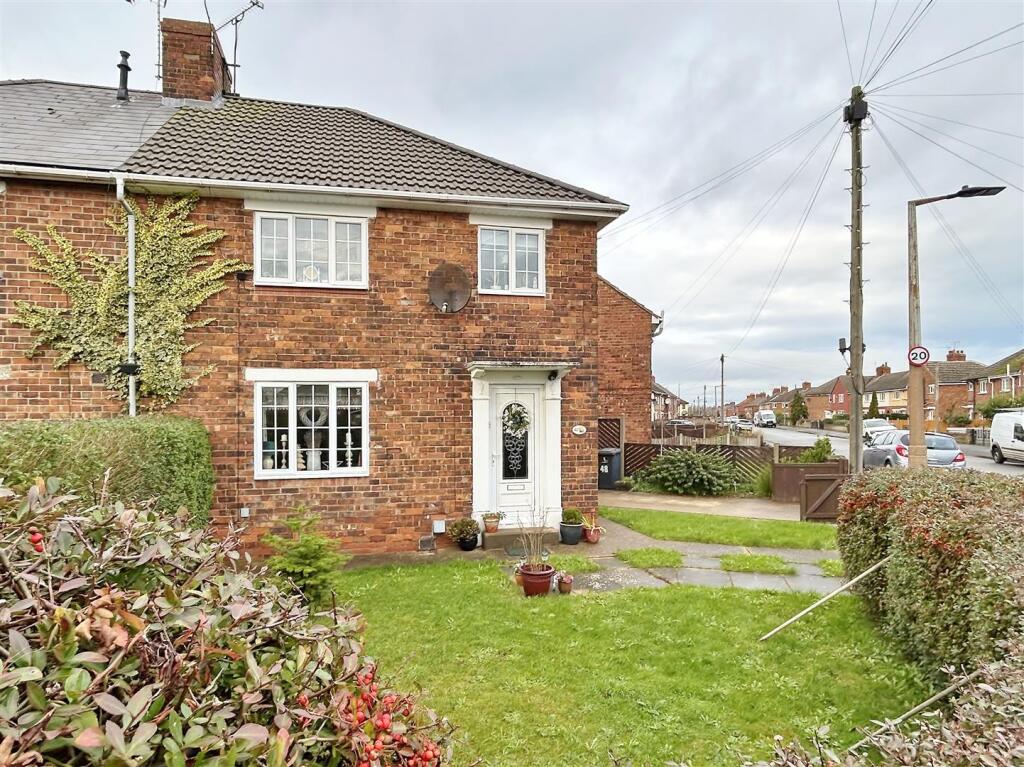 Main image of property: South Road, Moorends