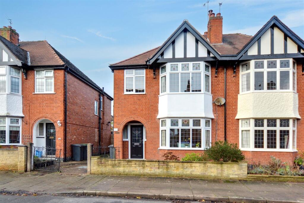 Main image of property: Denison Street