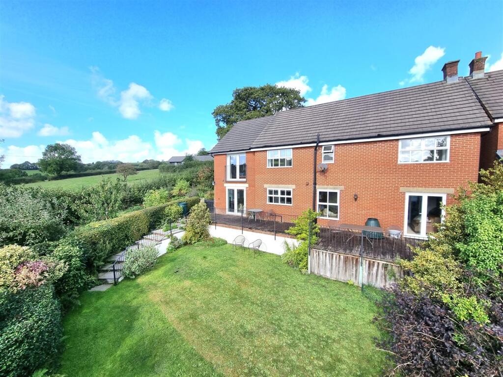 House in Plymouth - View 5