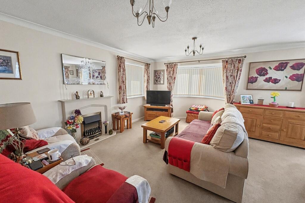 House in Verwood, Ebblake - View 4