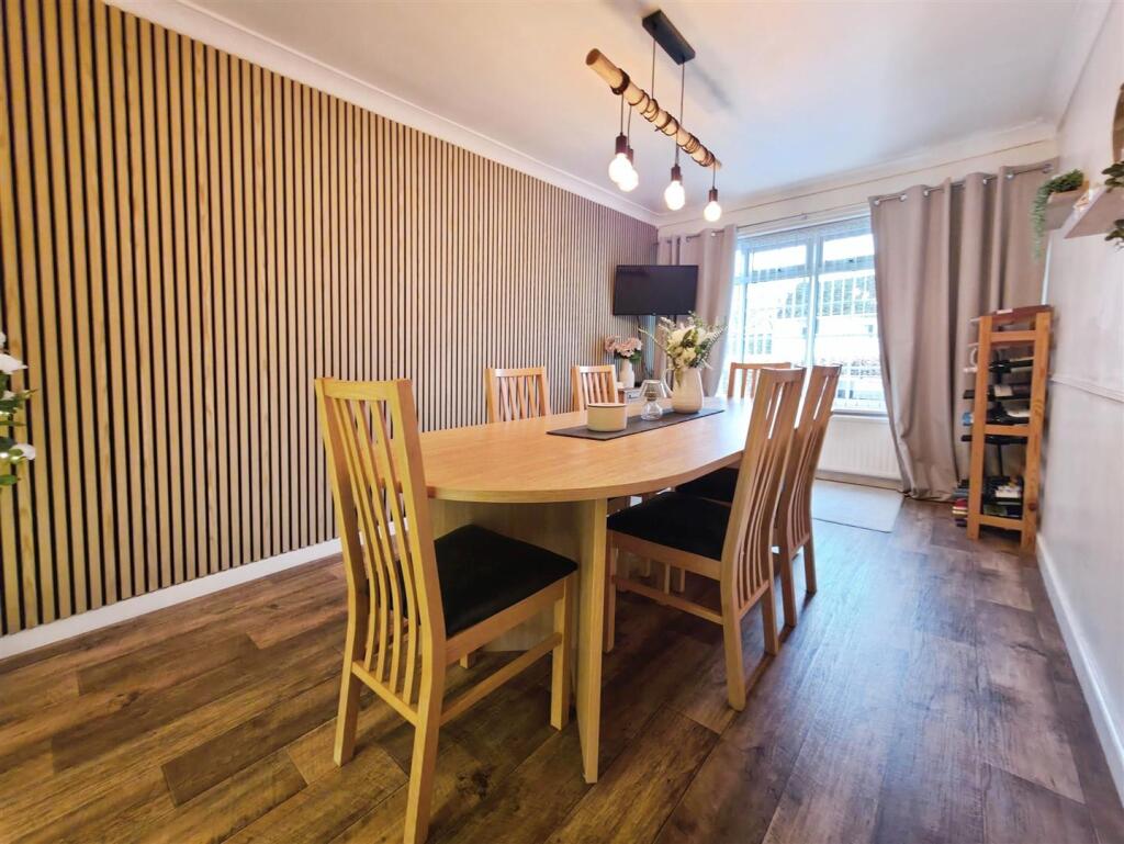 Additional image 6 of Walker Wood, Baildon, BD17 5BE