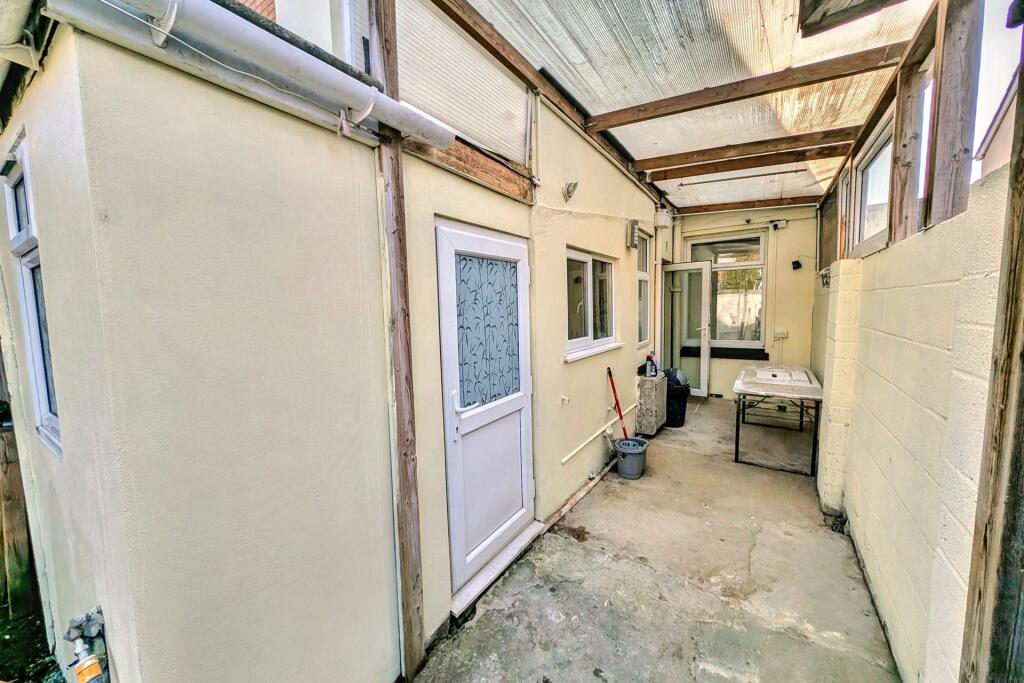 Additional image 19 of Springbourne