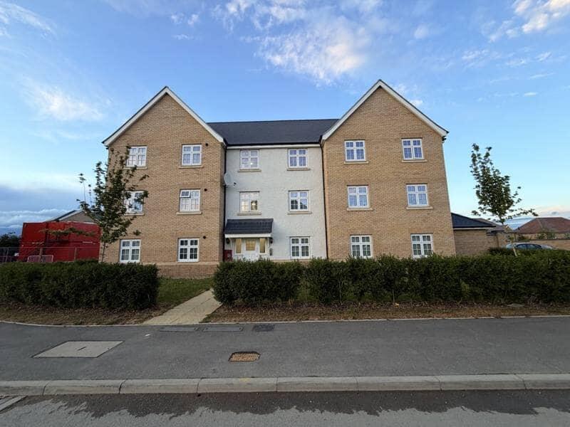 Main image of property: 52 Radley Avenue, Silver End, Braintree, Essex, CM8 3GJ