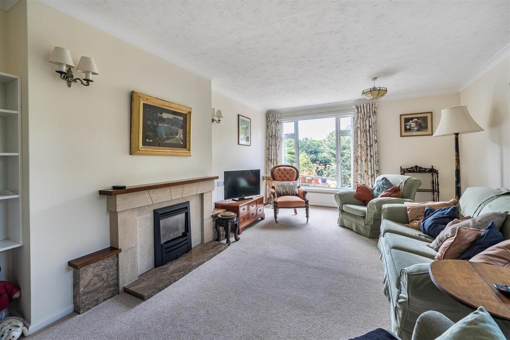 House in Dorchester, Dorset - View 3