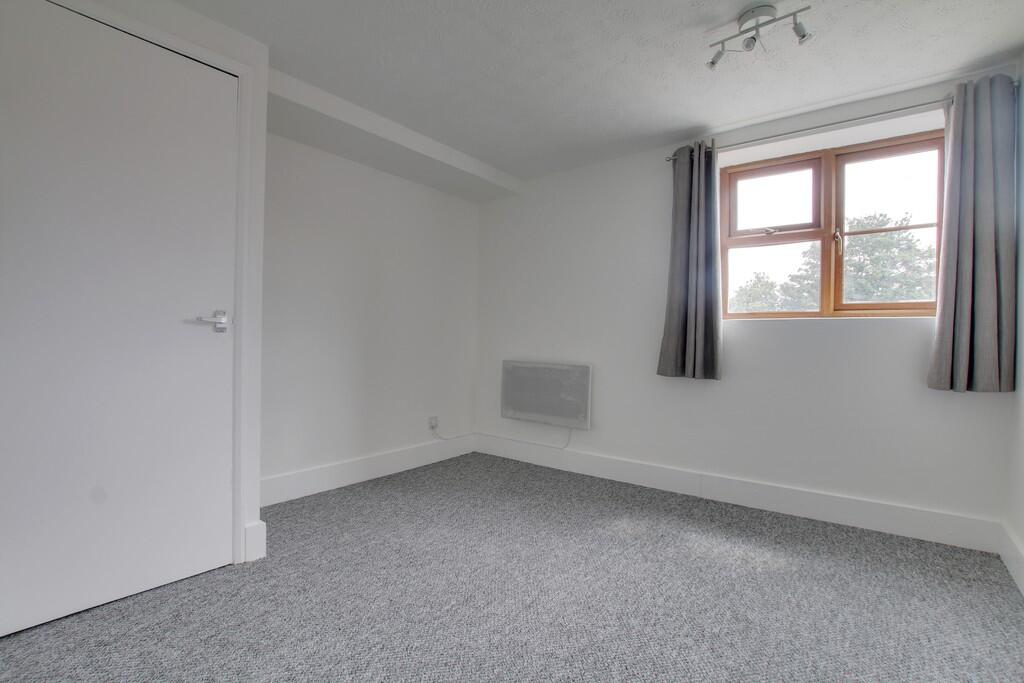 Apartment in Peterborough - View 4