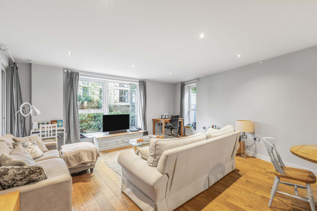 Main image of property: Eltringham Street, London, SW18