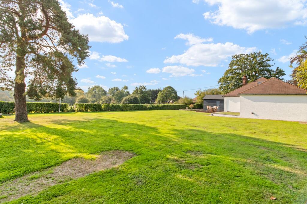 Blackboys Road, Framfield, East Sussex, TN22 photo 2
