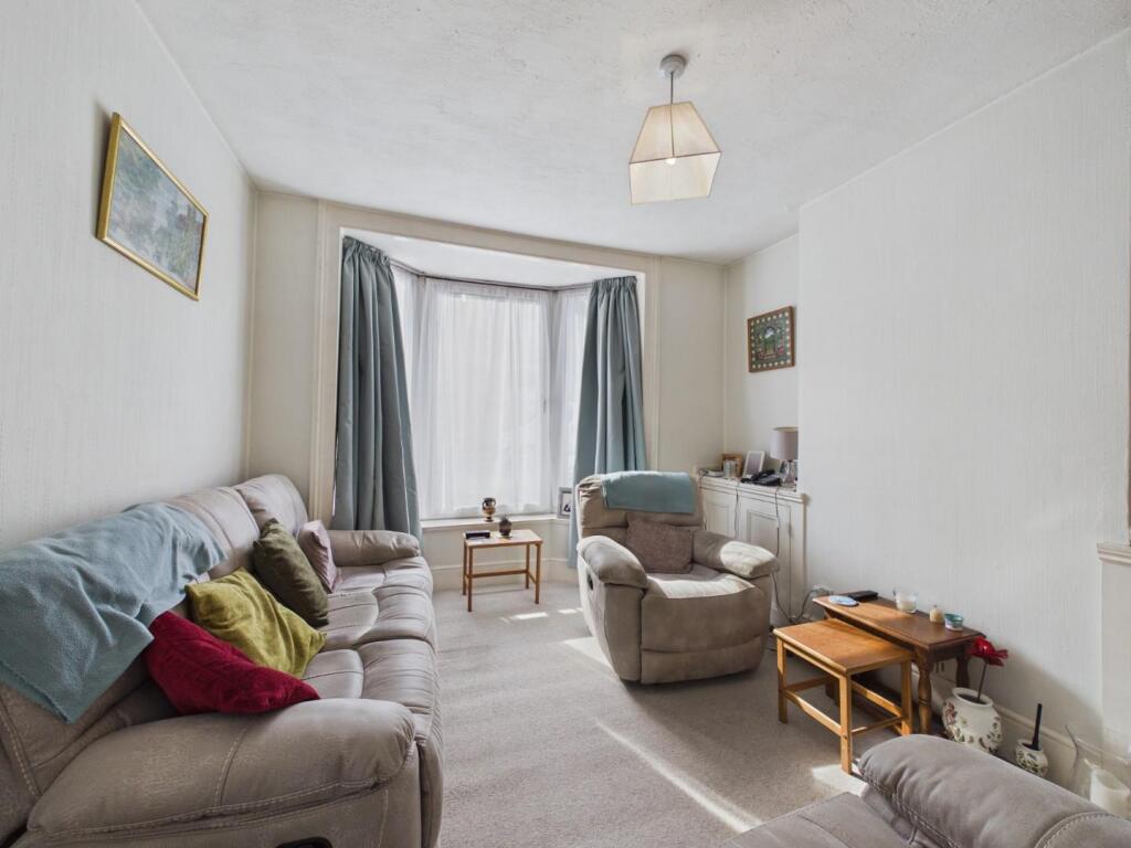 House in Tonbridge - View 4