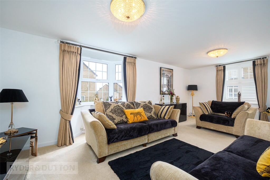 House in Calderdale, New Pellon - More