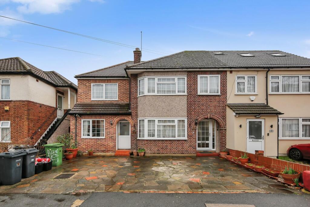 Main image of property: Chadwell Avenue, Chadwell Heath, RM6