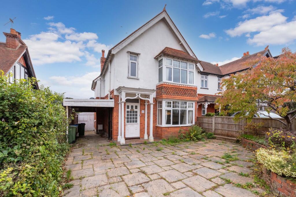3-bed detached on Belmont Road, Maidenhead, SL6, £800,000