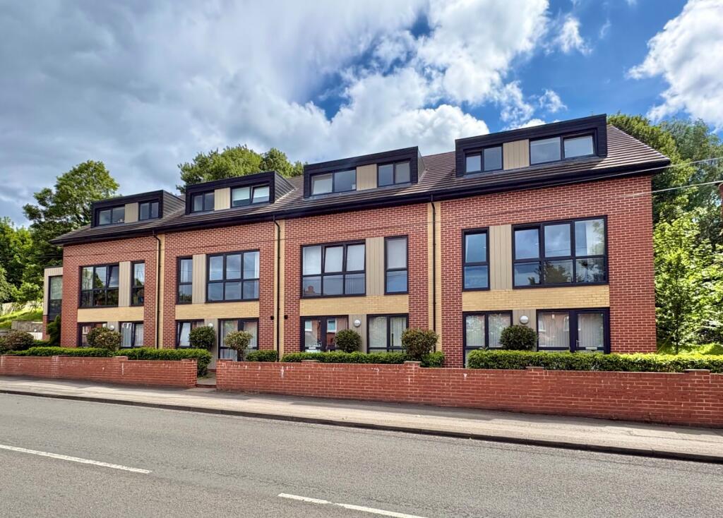 Main image of property: Kirkstall Lane, Kirkstall, Leeds, LS5