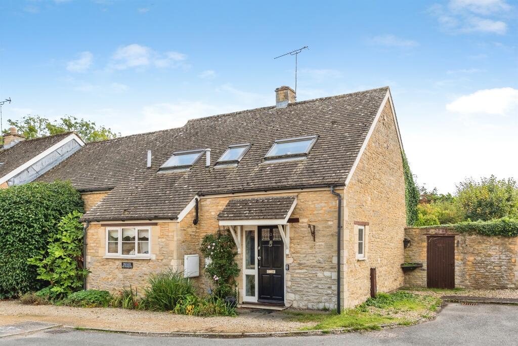 Main image of property: Mill Green Close, Bampton