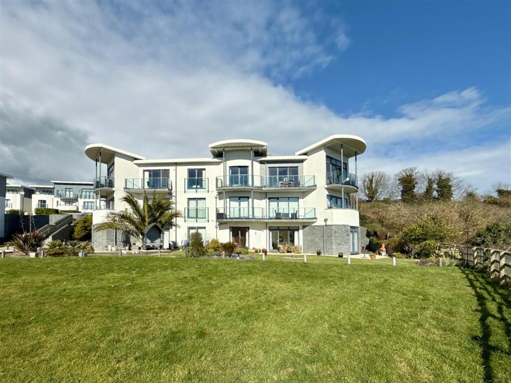 Apartment in Torquay
