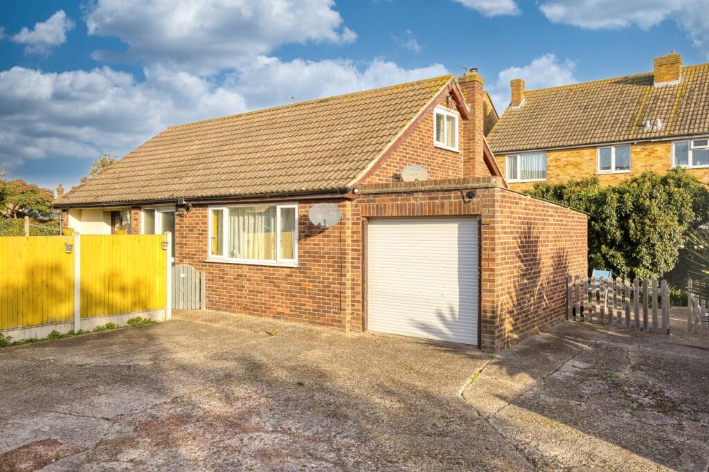 3-bed detached on Northwood Road, Ramsgate, CT12, £290,000