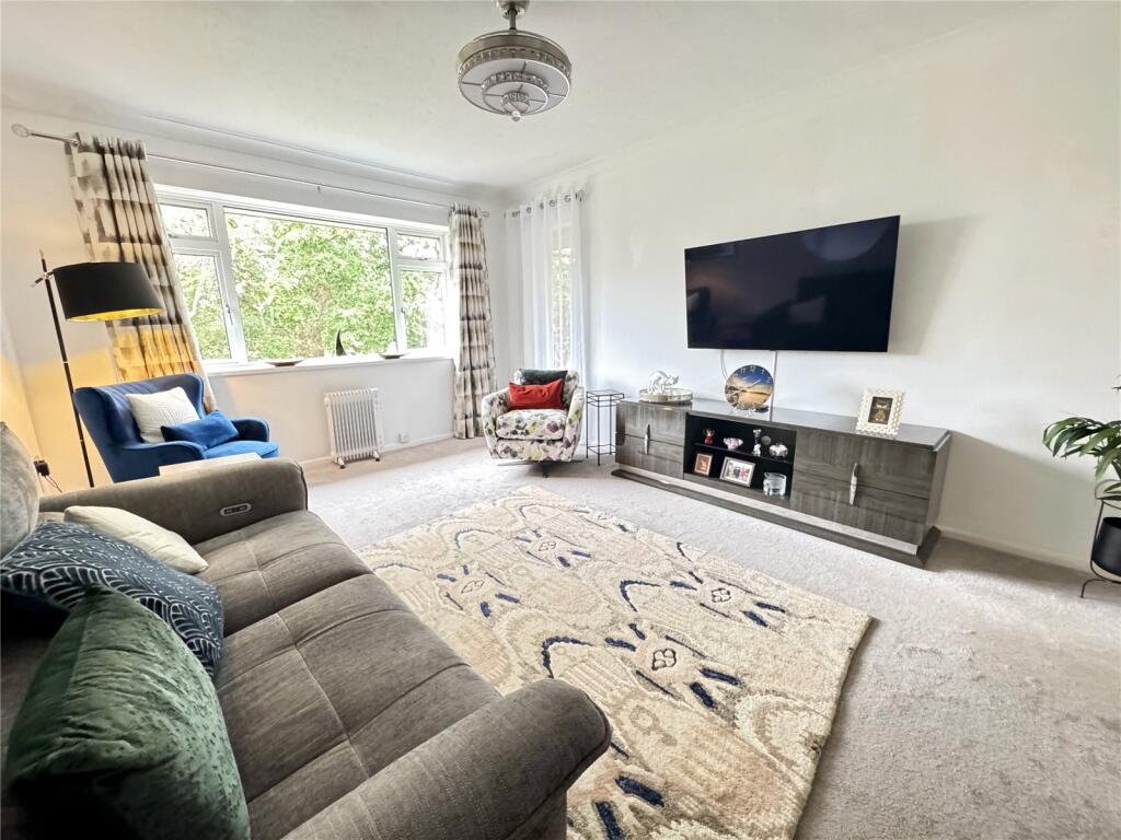 Apartment in Bournemouth - View 3