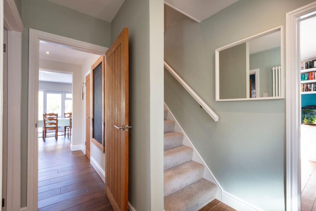 House in Clifton, Central Bedfordshire - More