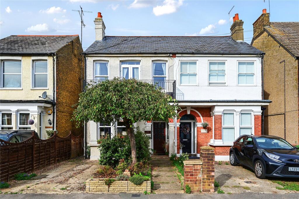 House in Spelthorne, Surrey - View 4