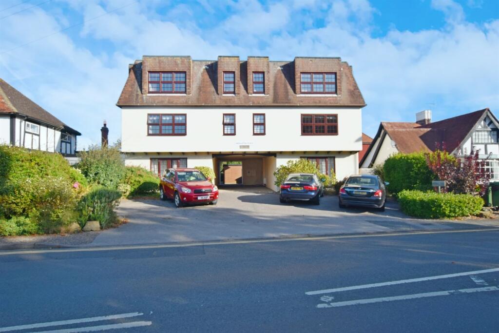 Main image of property: Middleton Place, Middleton Road, Bognor Regis, PO22