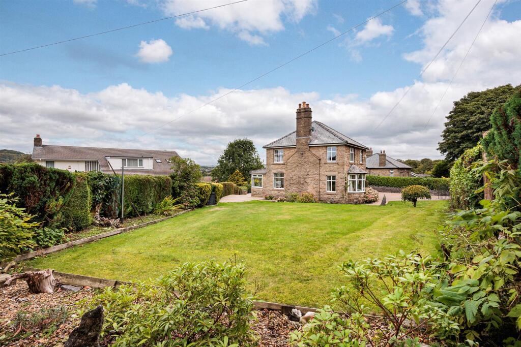 House in High Peak, Buxton - View 4