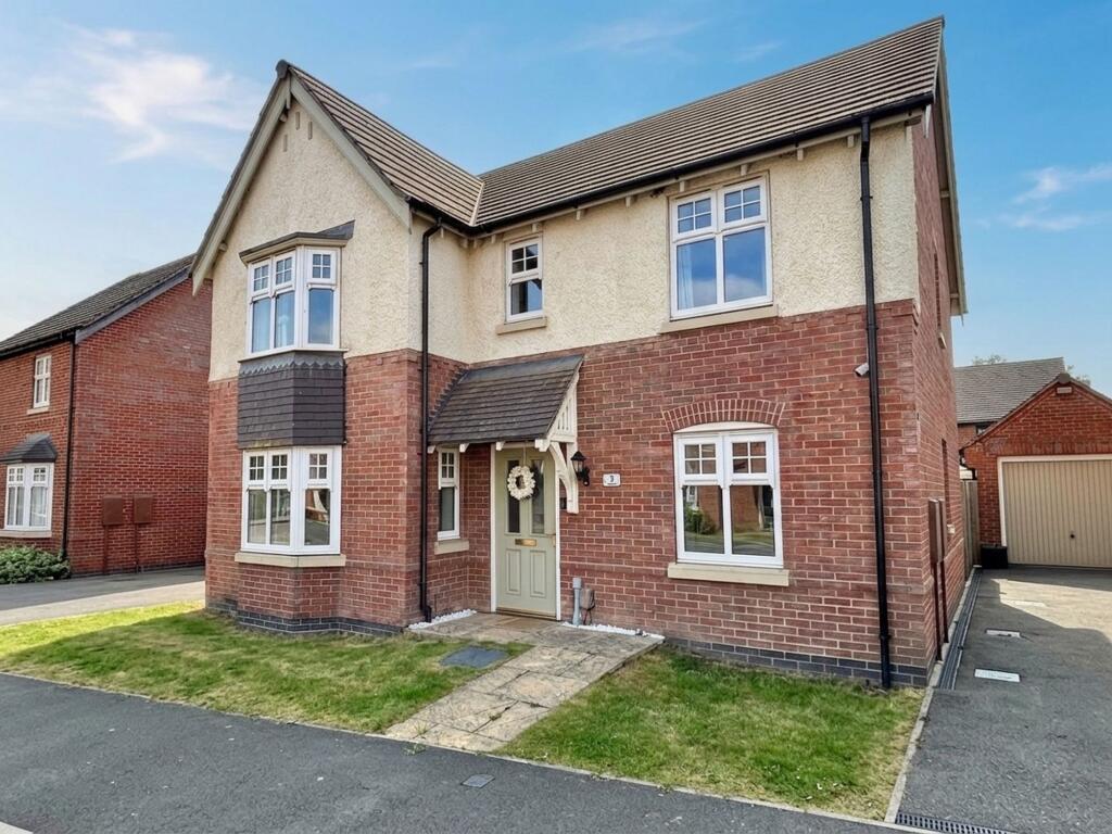 Main image of property: Weft Way, Nuneaton, CV11