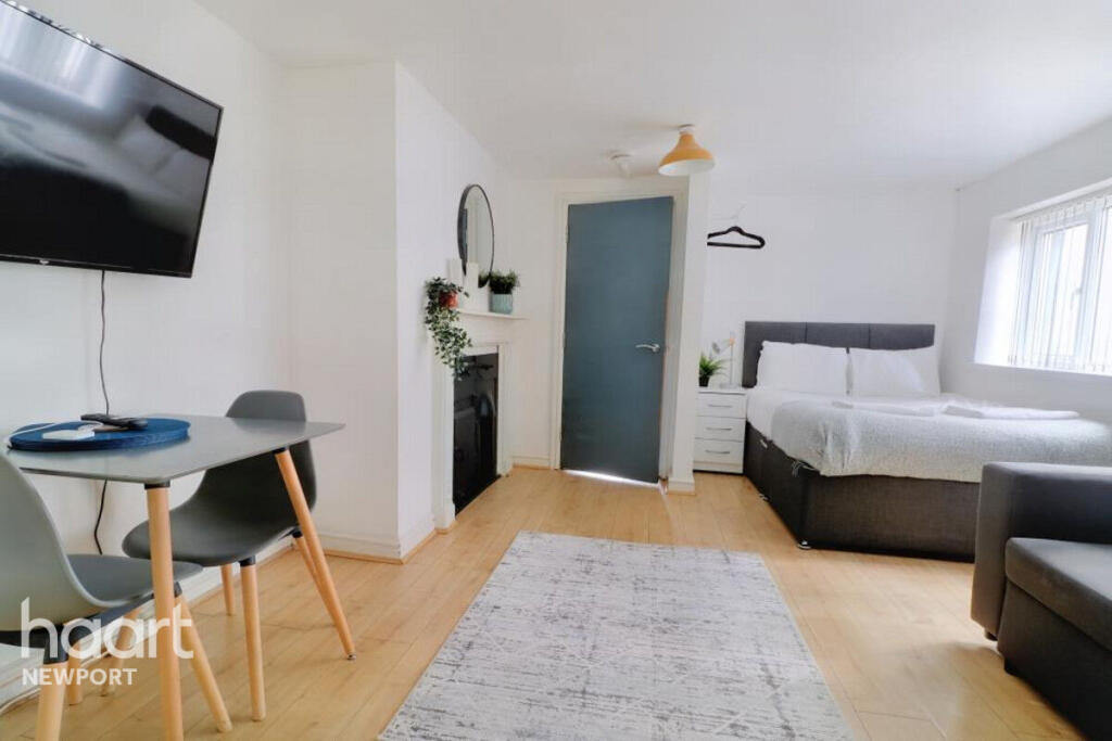 Apartment in Newport, Victoria - View 4
