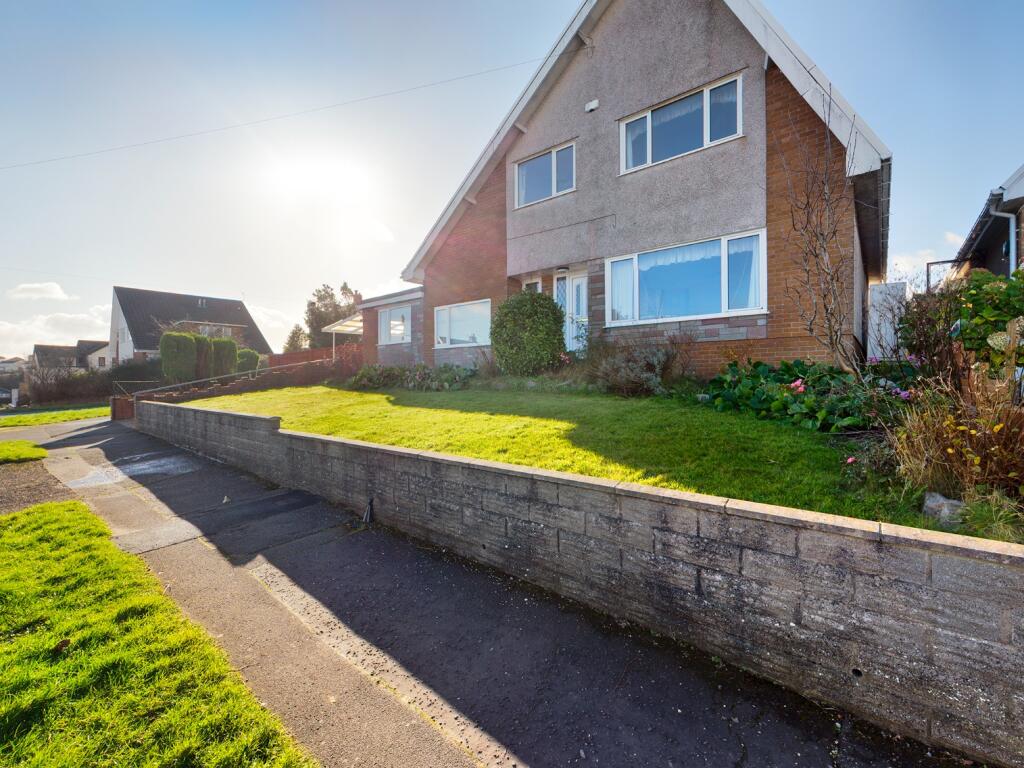 4-bed detached on Alder Way, West Cross, Swansea, SA3, £360,000