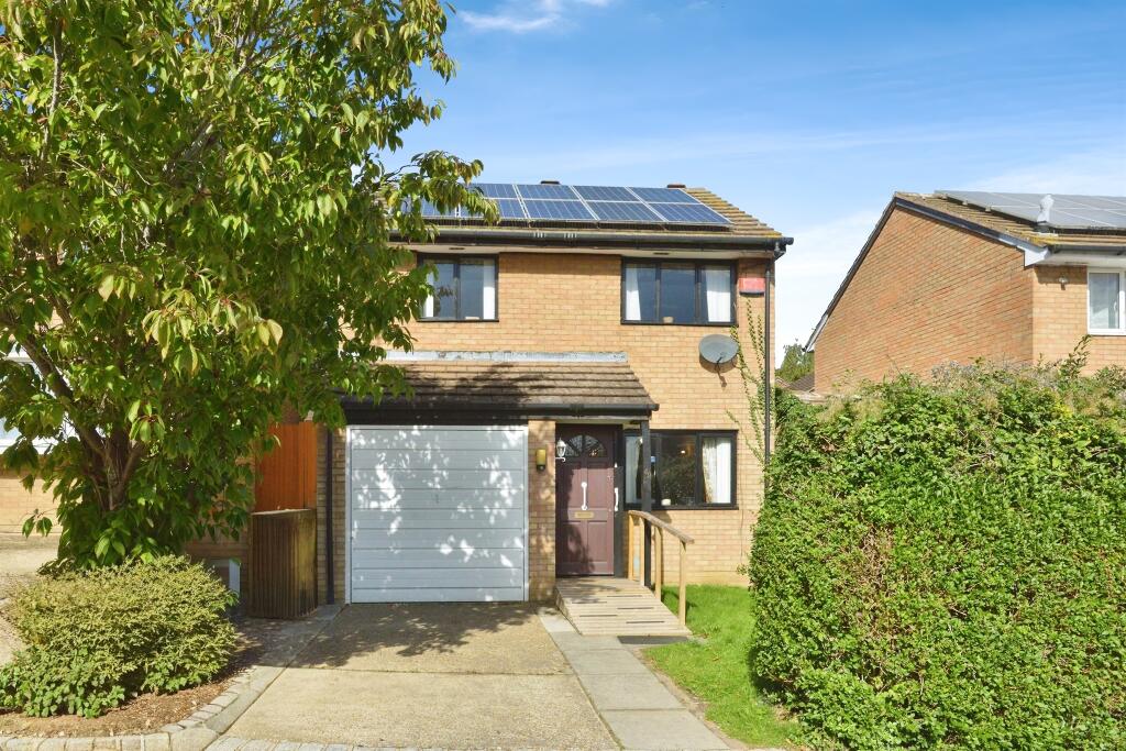 Main image of property: Marjoram Place, Conniburrow, Milton Keynes
