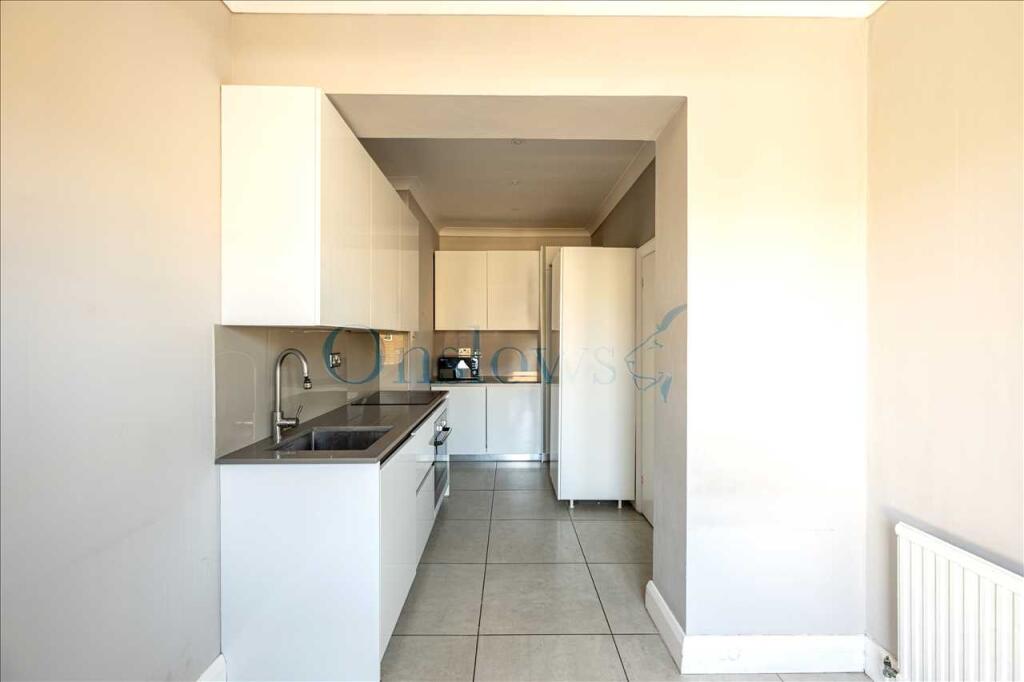Apartment in London - More