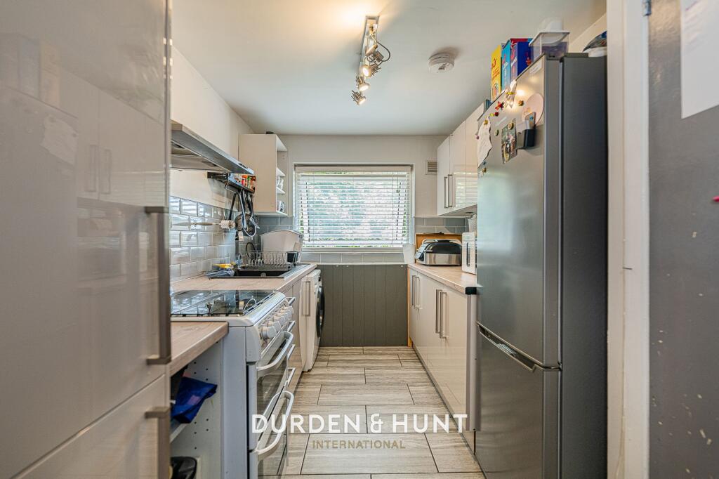Apartment in Epping Forest, Loughton - View 5