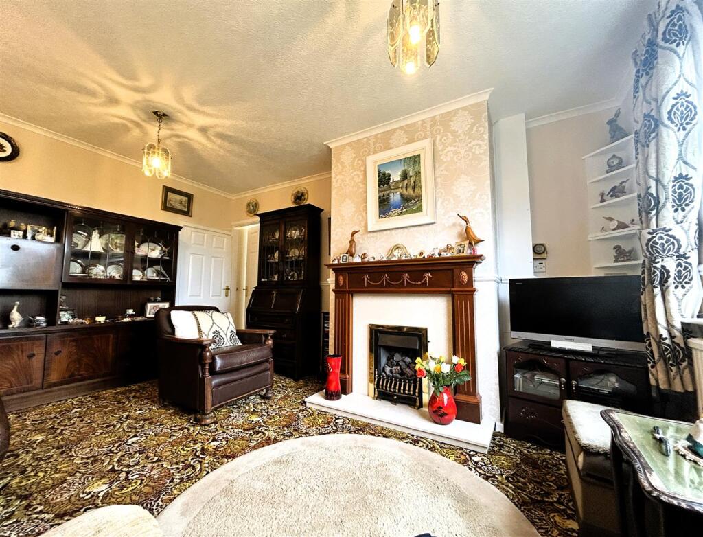 Crich Lane, Belper photo 5