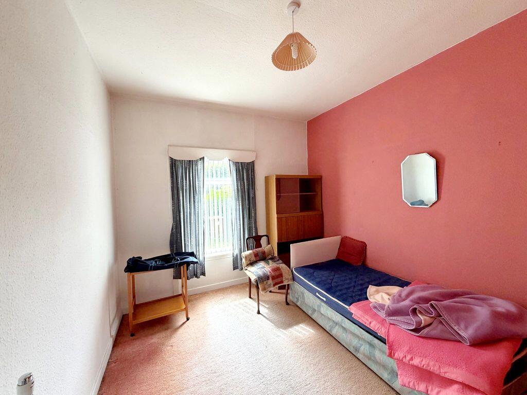 Apartment in Glasgow - More