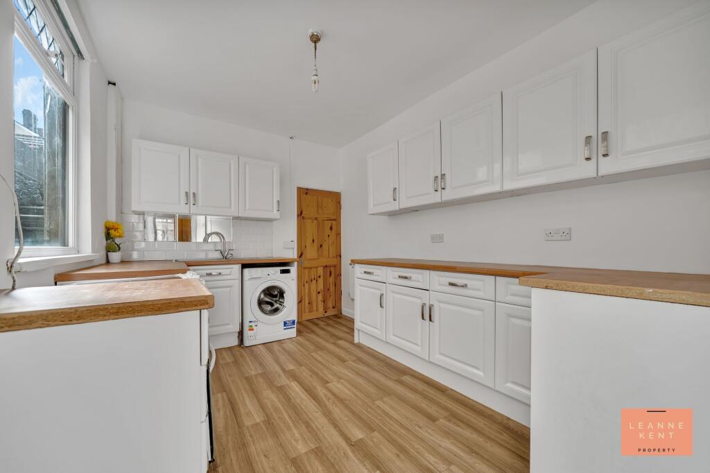 Church Road, Abertridwr, CF83 photo 4