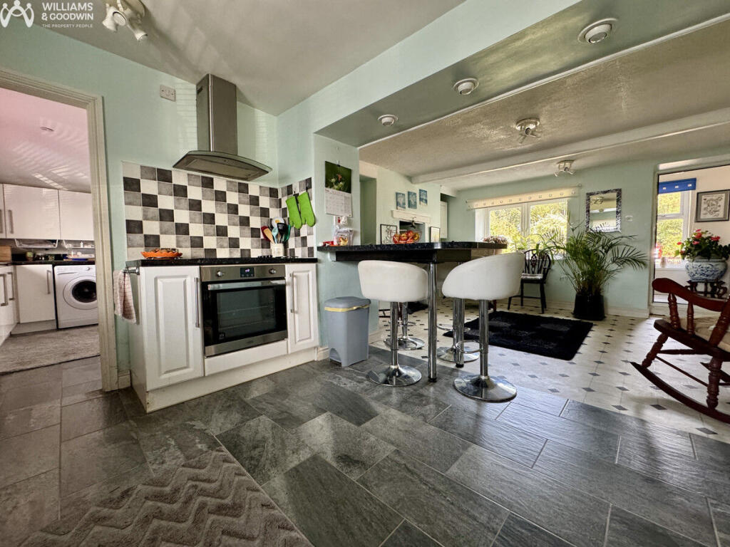 House in Llandudno - View 5