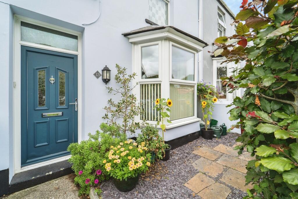 House in Neyland, Pembrokeshire - View 2