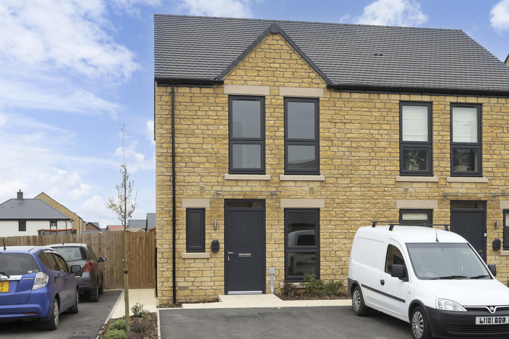 Main image of property: Wallace Square, Bishops Cleeve, GL52 7AT